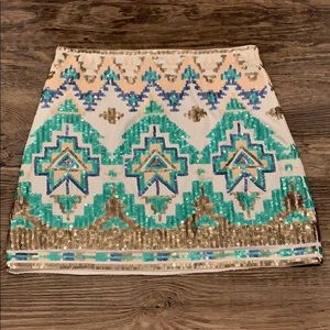 BNWT Sequin Aztec pull on mini skirt Sz Small